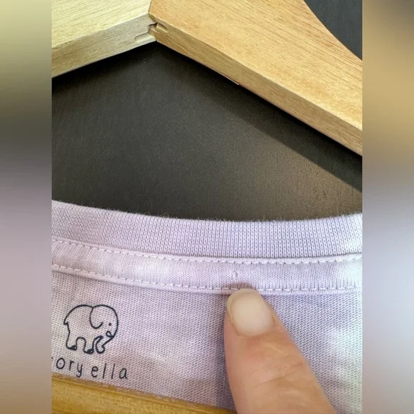 NWOT IVORY ELLA Light Purple T-Shirt - Picture 6 of 6